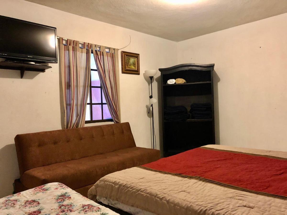 Oyo Hotel Cuatro Reales Galeana Exteriér fotografie